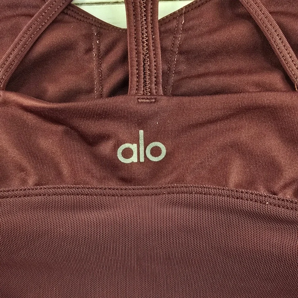 Alo Yoga Strappy V-Neck Sports Bra Burgundy Maroon Racerback Activewear T2229